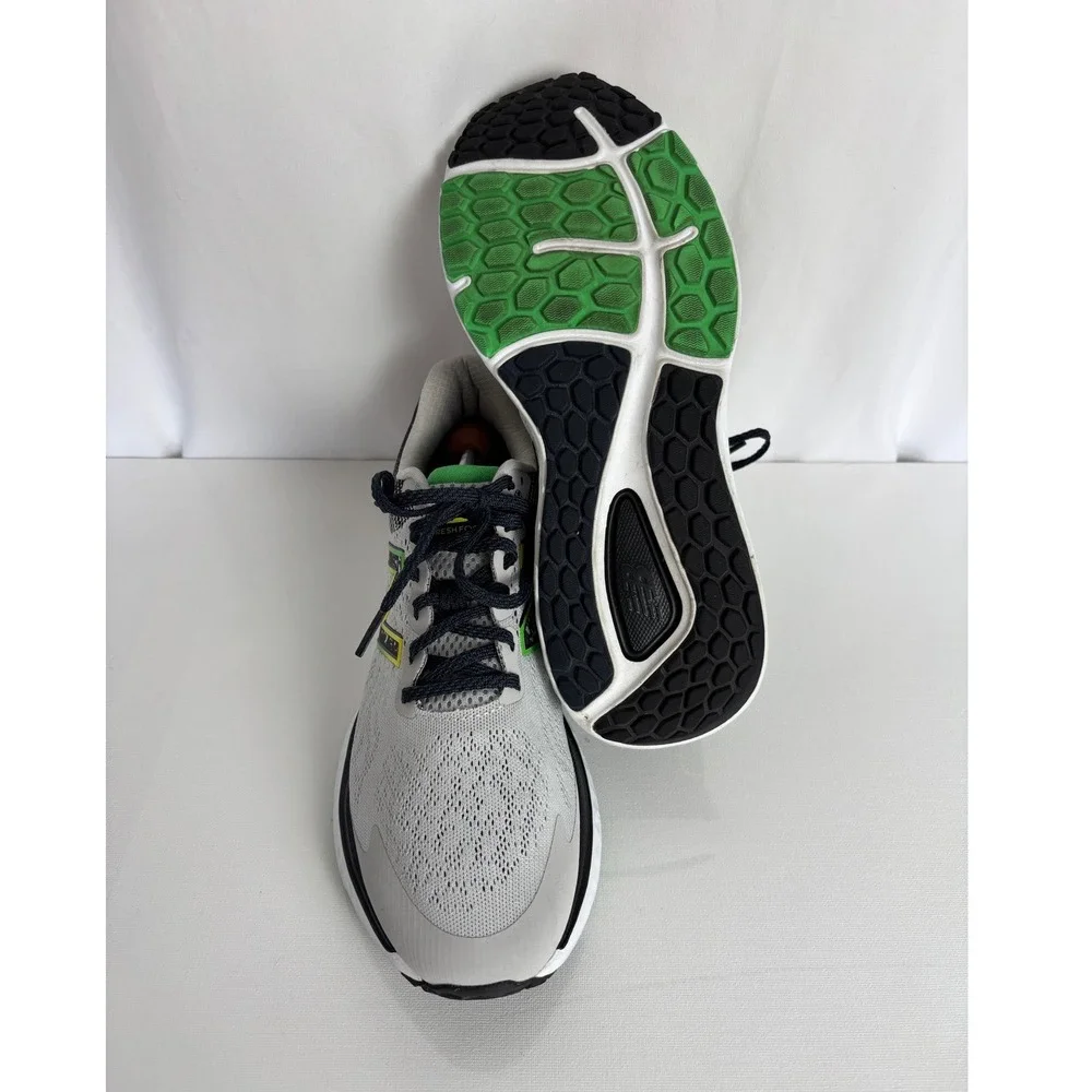 New Balance Fresh Foam 680v7 Grey Black Green Running Shoes M680NG7 Mens 8.5